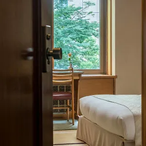 3* Hotel Hilltop
